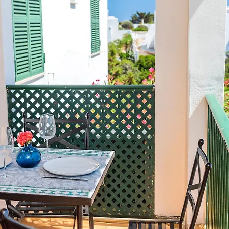 Biniforcat 28 アパート カラ・エン・フォルカト