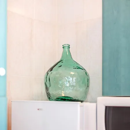 Biniforcat 28 アパート